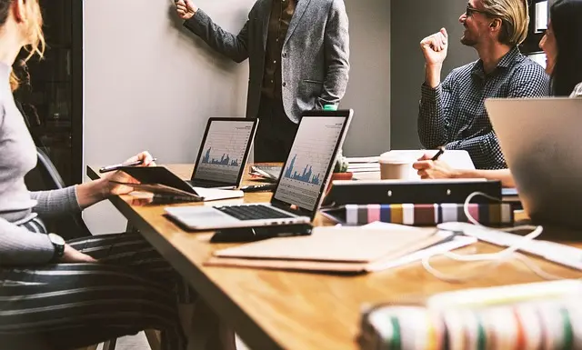 Comment choisir le vitrage idéal pour un remplacement de vitre efficace